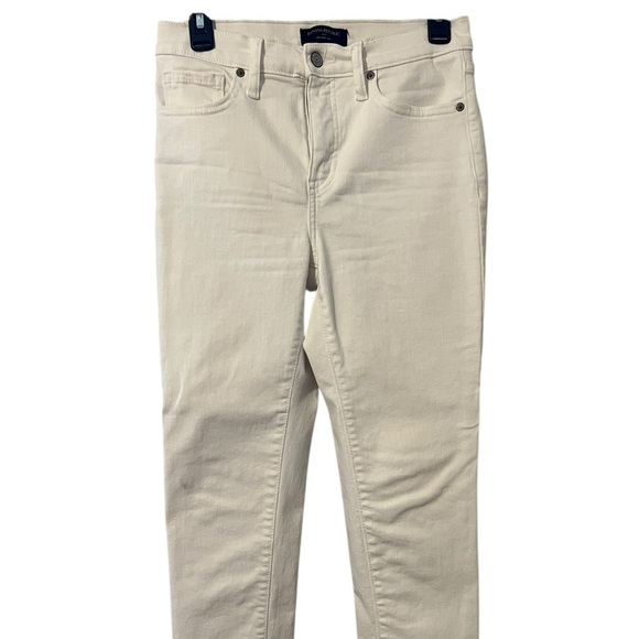Banana Republic Women's White Straight Leg Jeans Size 28 - Picture 2 of 5